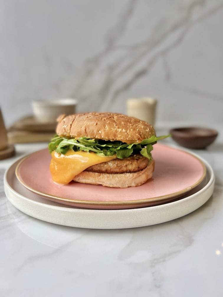 Hamburguesa de jurel cheese caramel