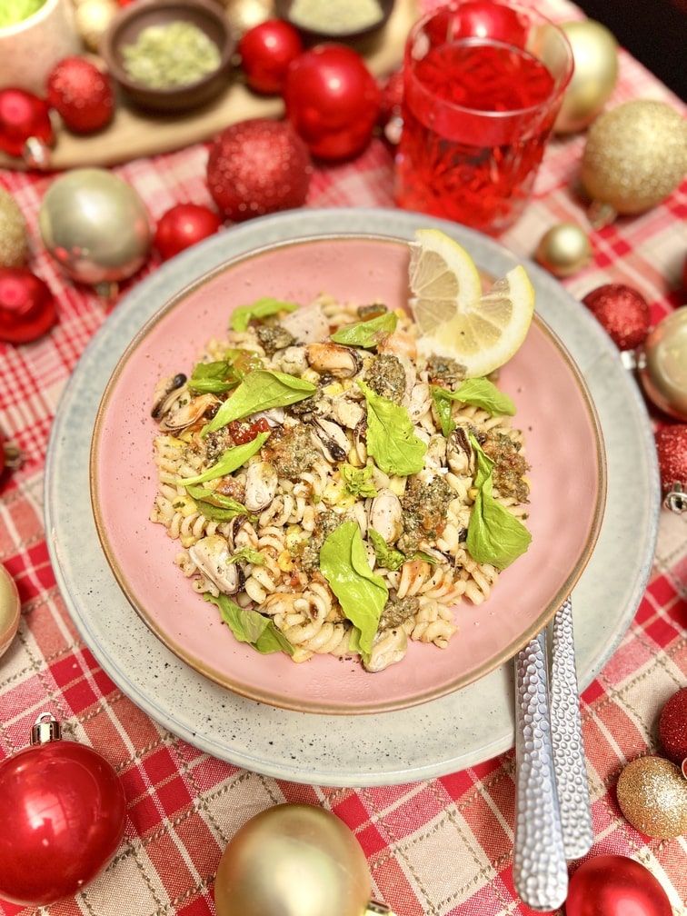 Salpicón de mariscos al pesto rosso