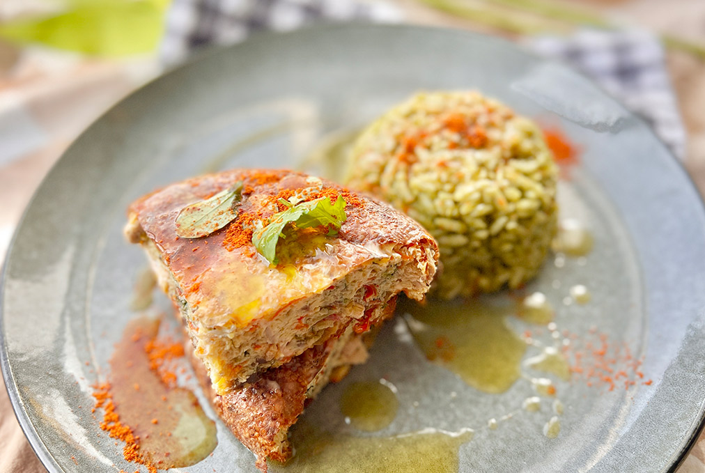 Tortilla de Jurel con arroz al cilantro